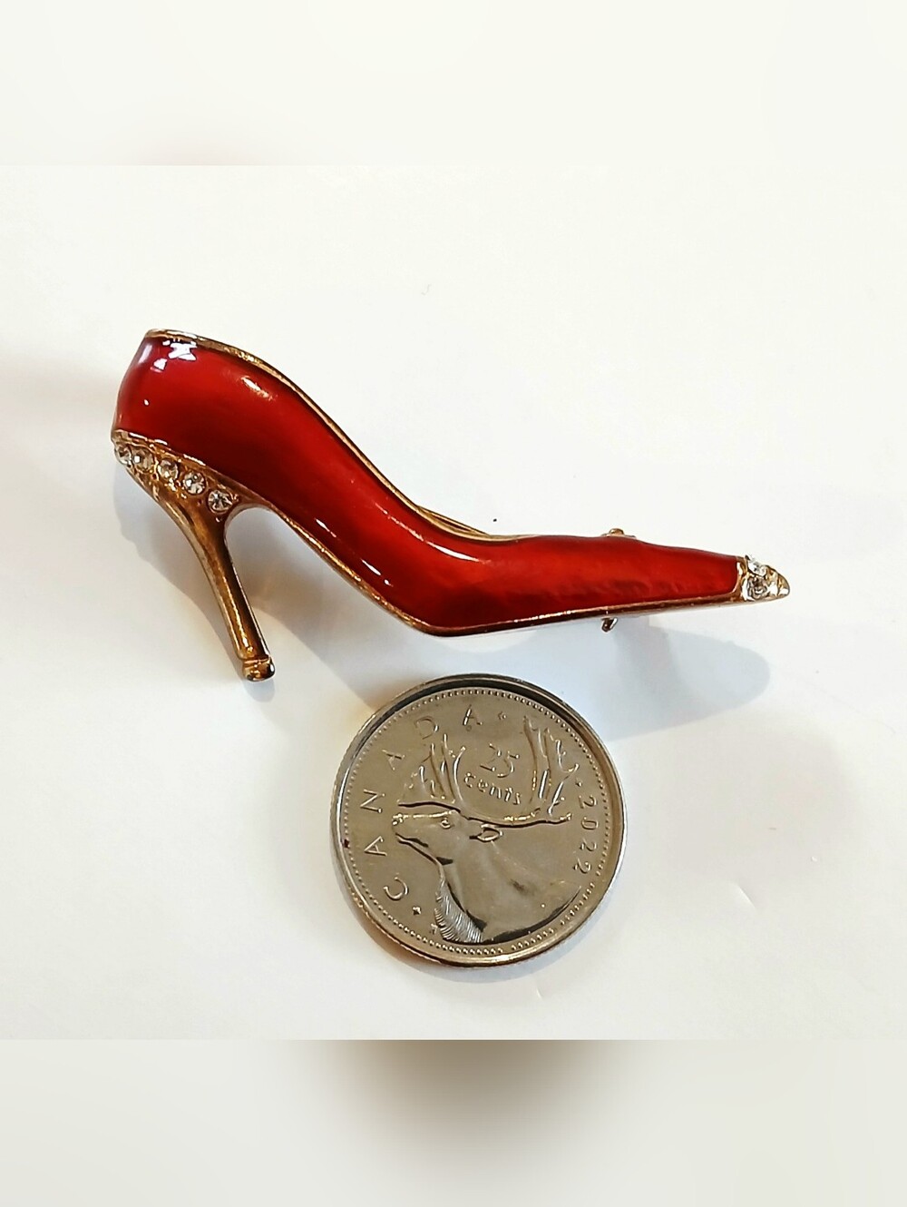 Vintage Red High Heel Shoe Brooch - Elegant Crystal Accent - Picture 6 of 6